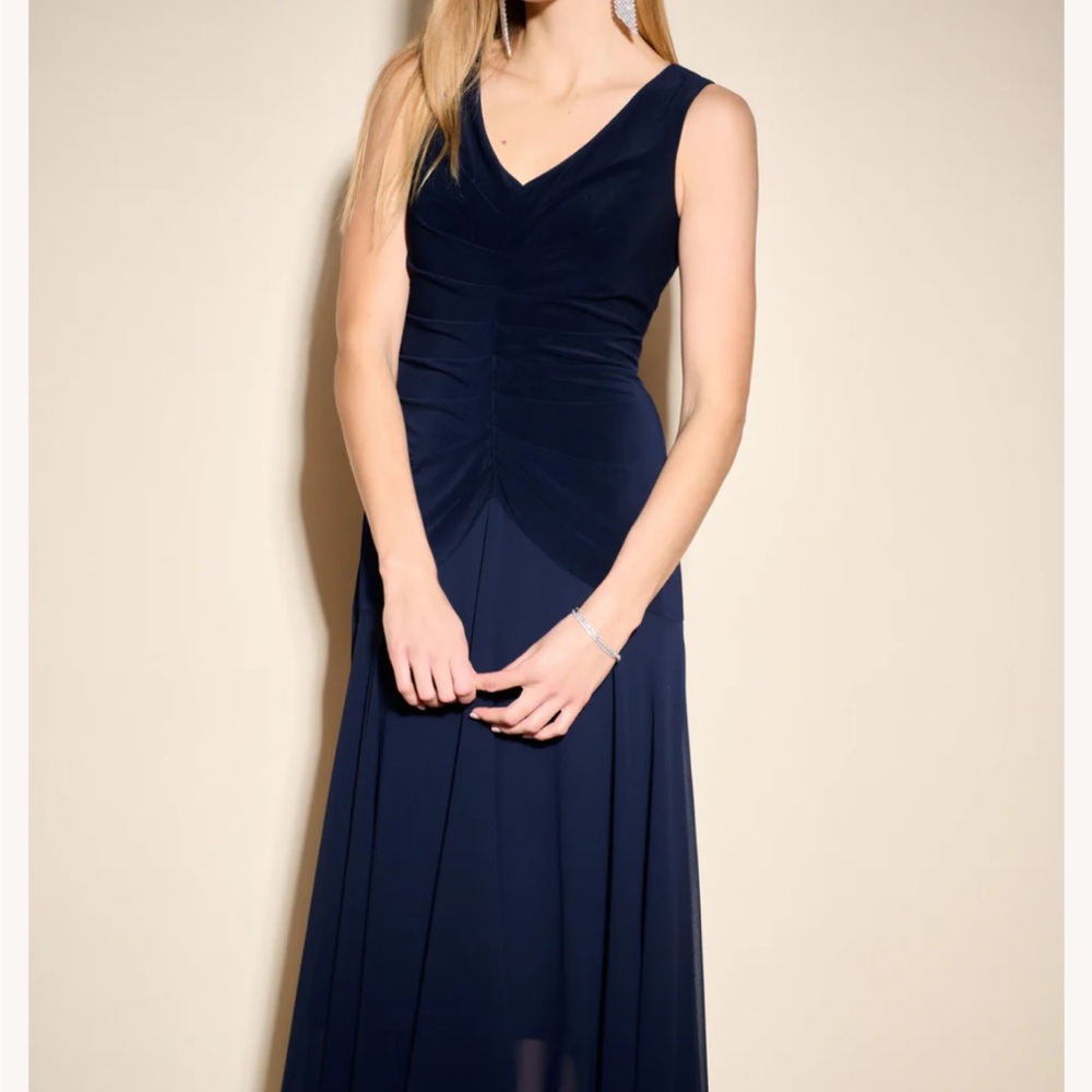 NWT Joseph Ribkoff Pleated High-Low Maxi Dress in black - Picture 2 of 5